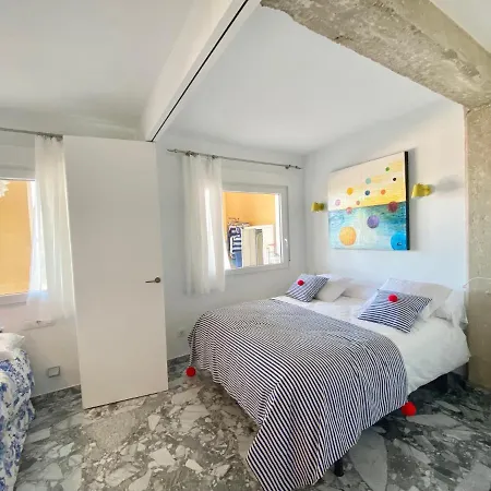 Centro De 1ra Linea, Vistas Puerto Y Mar דניה